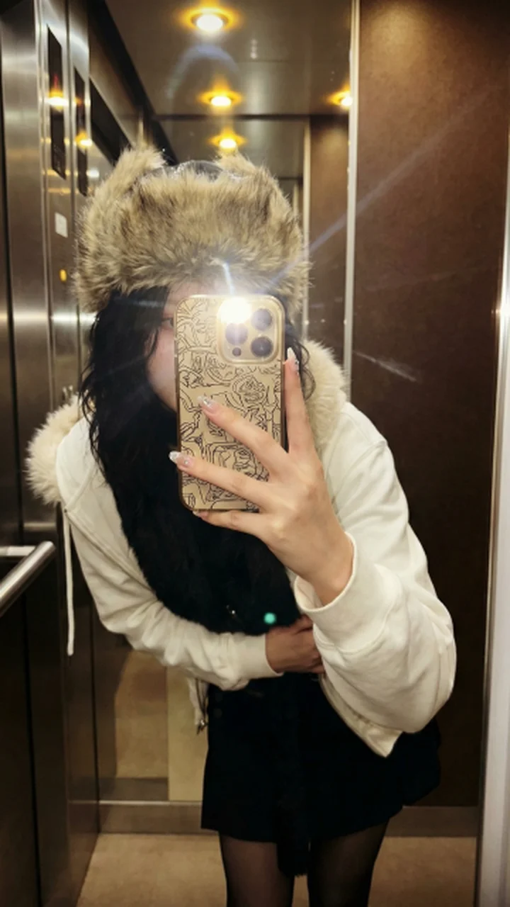 Fashion model 24