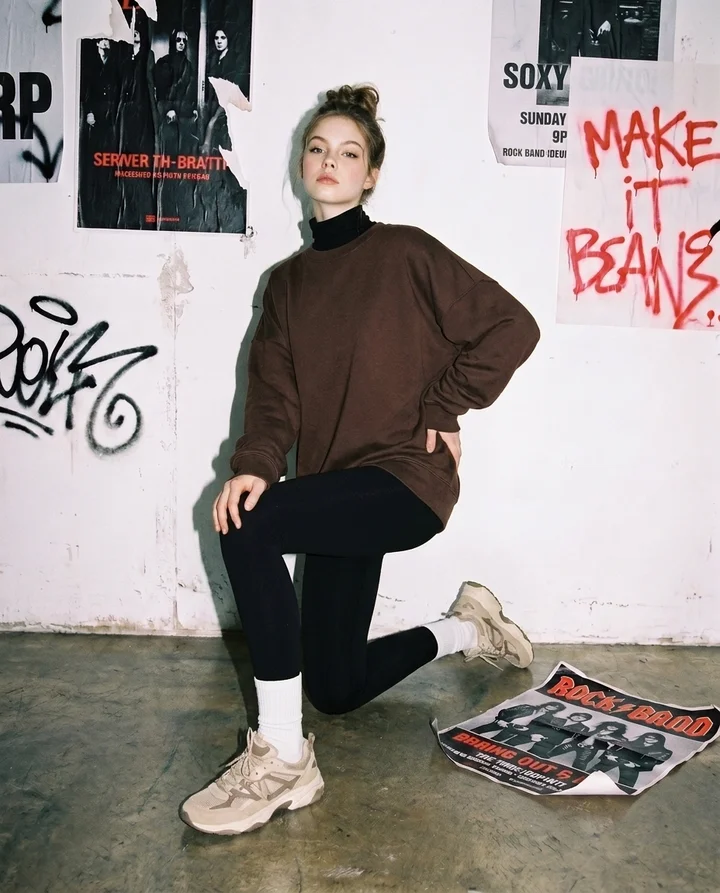 EQL 닐링 NILLRING 25FW COLLECTION 닐링 NILLRING은 가방/핸드백을 중심으로 패션 아이템을 전개하는 디자이너 브랜드 입니다.