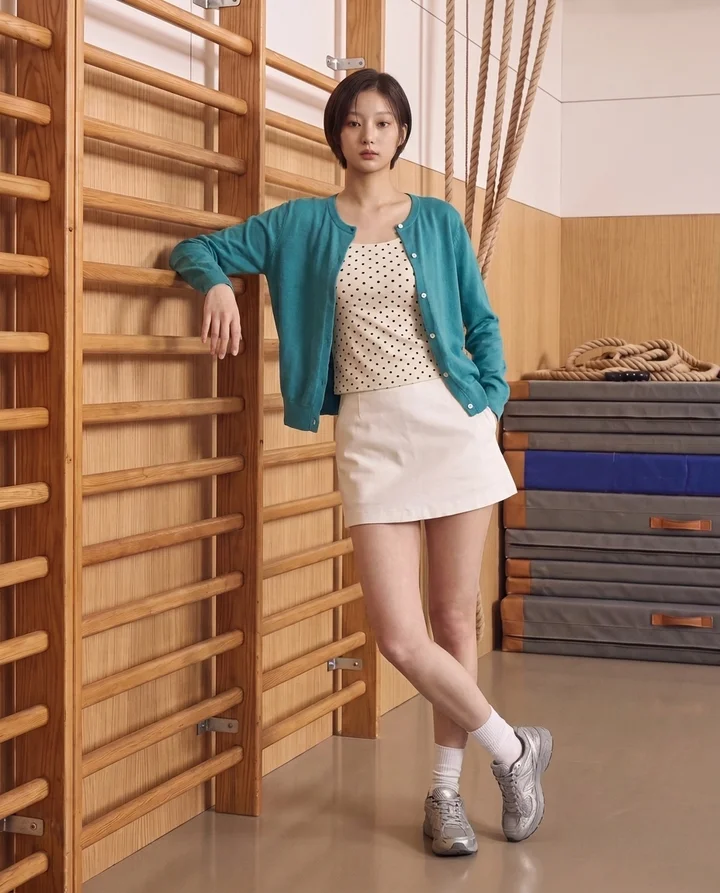 MUSINSA-lookbook 스위치123 한 끗 다른 포인트 베이식 아이템도 스위치123의 포인트가 들어가면 특별해진다. 2